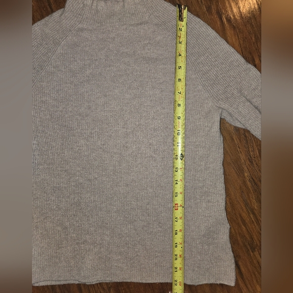 Banana Republic Small Wool Cashmere Blend Knit Tan Mock Neck Sweater - Picture 7 of 9